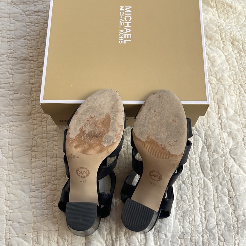 Michael Kors Damita Leather Sandal - Picture 9 of 11